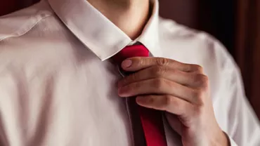 Why dressing appropriately for work matters